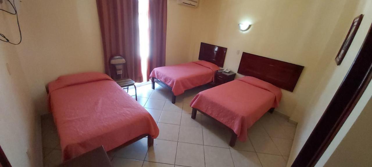 Hotel Real Tasquillo Esterno foto