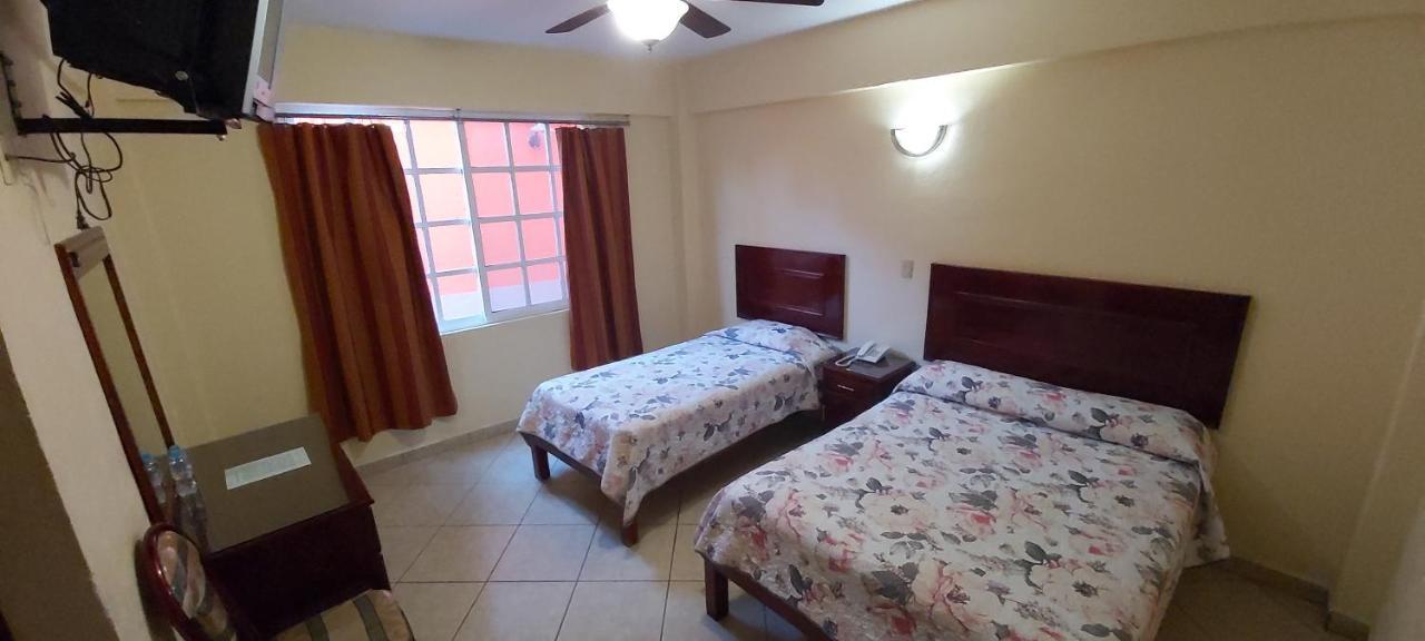 Hotel Real Tasquillo Esterno foto