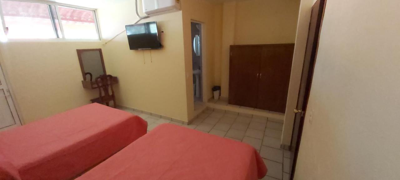Hotel Real Tasquillo Esterno foto