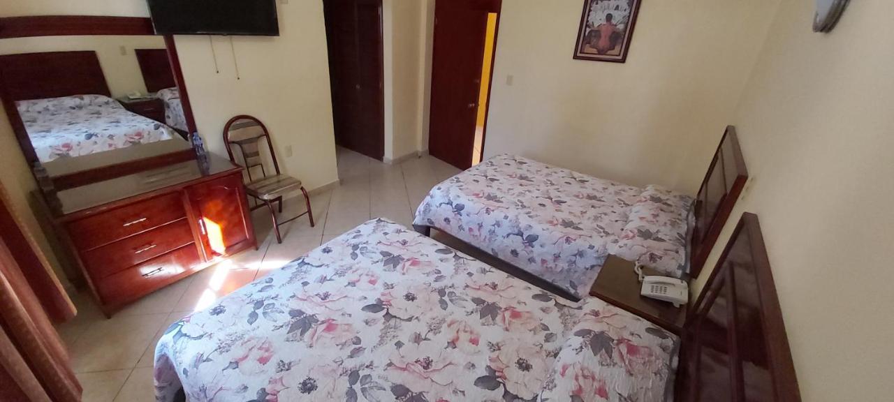 Hotel Real Tasquillo Esterno foto