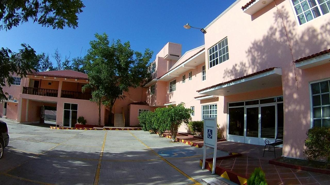 Hotel Real Tasquillo Esterno foto